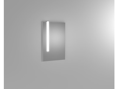 Spiegel mit direkter Beleuchtung